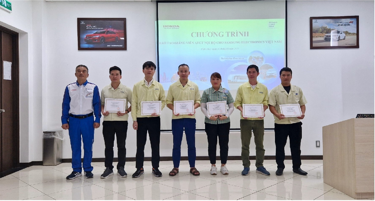 So sánh 3 mẫu Civic phiên bản mới nhất  bán ra từ tháng 04/2019